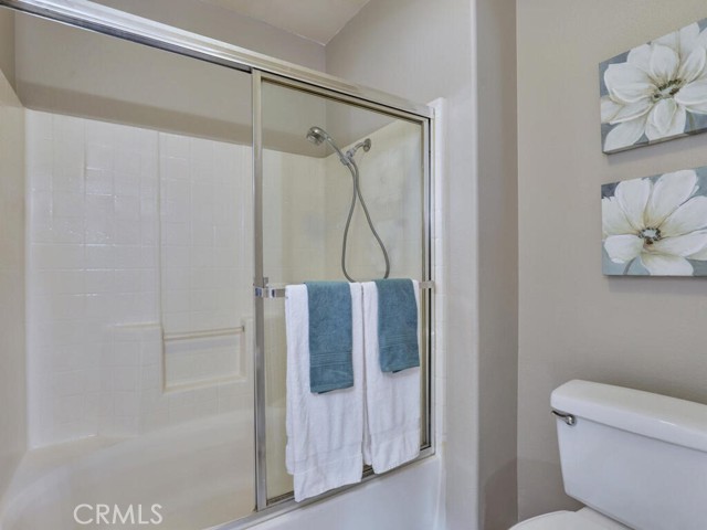 Detail Gallery Image 22 of 39 For 452 N Bloomberry #B,  Orange,  CA 92869 - 3 Beds | 2/1 Baths