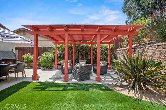 1283 Hollysprings Lane, Santa Maria CA: https://media.crmls.org/medias/b4f79adf-0e22-45d3-8c43-ca6c5ead7c3d.jpg