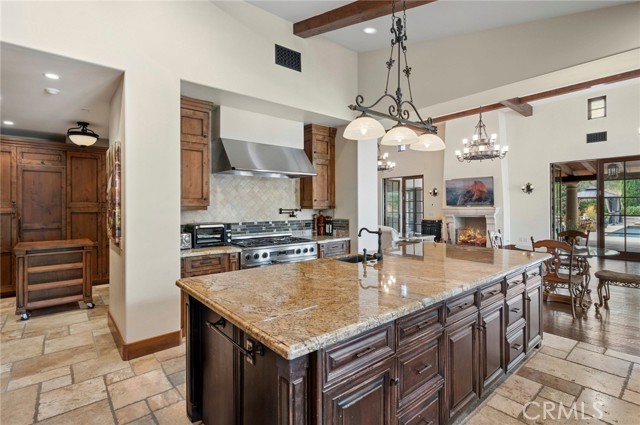 Detail Gallery Image 10 of 44 For 96 Canyon Creek, Irvine,  CA 92603 - 5 Beds | 6/2 Baths