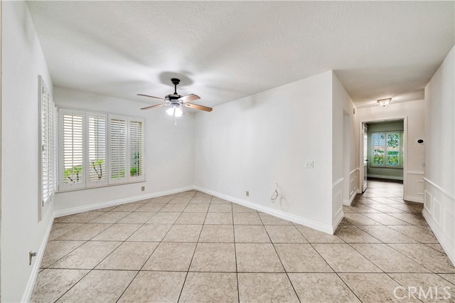 28229 Nebrija, Mission Viejo CA: https://media.crmls.org/medias/b4f80f30-1e7b-40f1-870e-ba09269c7e43.jpg