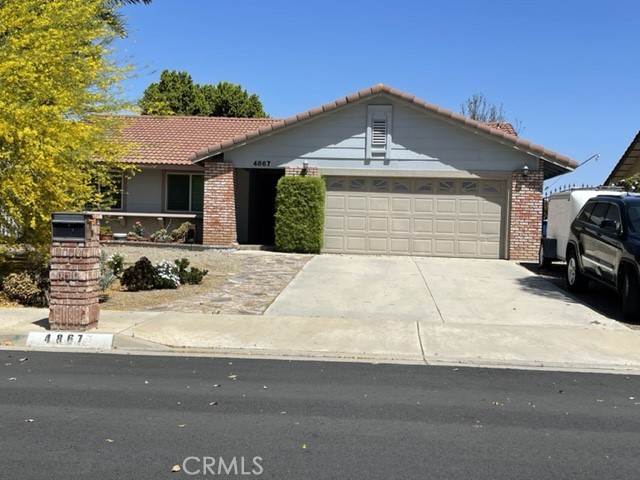 4867 Boardwalk Dr, Riverside, CA 92503