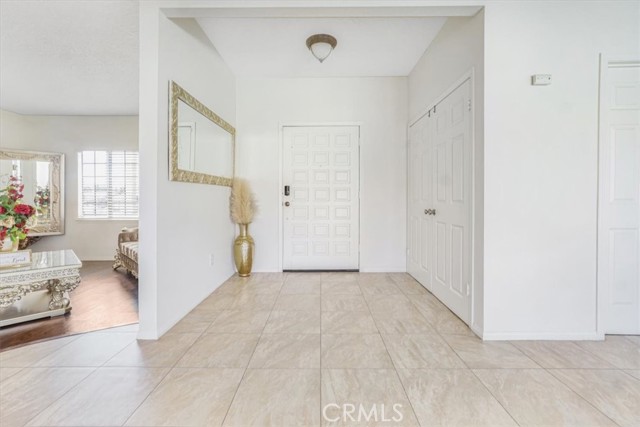 18760 Otomian Road, Apple Valley CA: https://media.crmls.org/medias/b4f85632-fa9d-4603-b19f-33b159410817.jpg