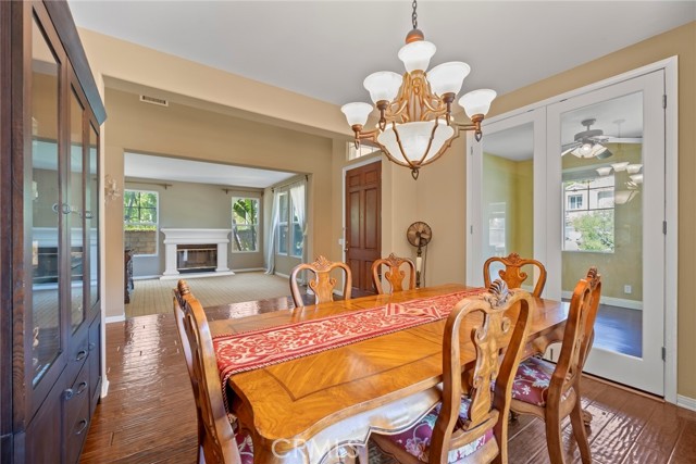 Detail Gallery Image 9 of 41 For 24274 Palo Verde Dr, Valencia,  CA 91354 - 5 Beds | 4/1 Baths