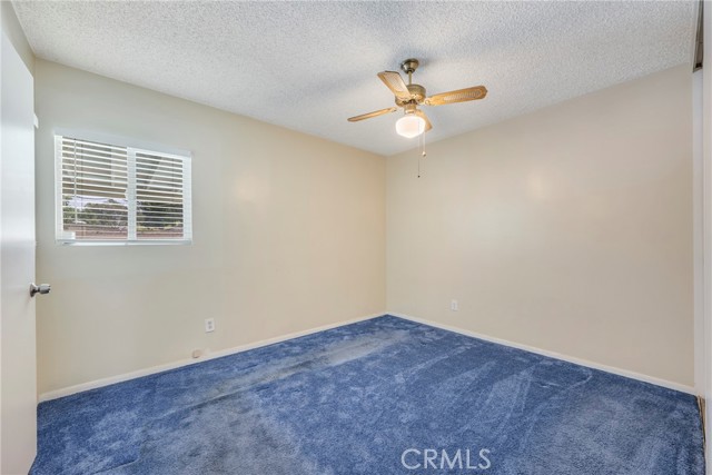 428 S Rosalinda Avenue, Azusa CA: https://media.crmls.org/medias/b4f94628-82e5-49db-b72c-00d1b8808740.jpg