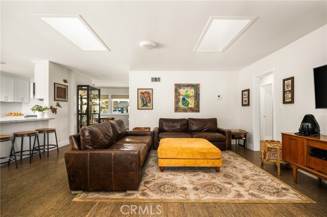 Detail Gallery Image 17 of 53 For 943 E Everett Place, Orange,  CA 92867 - 2 Beds | 2 Baths