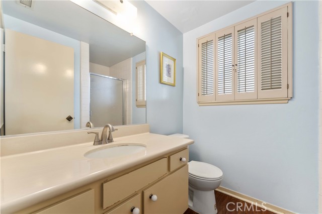 Detail Gallery Image 16 of 39 For 2116 via Caliente, Fullerton,  CA 92833 - 5 Beds | 3 Baths