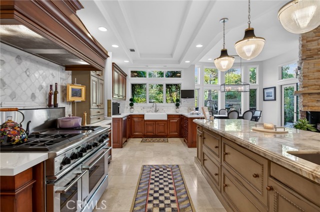 Detail Gallery Image 12 of 54 For 9 Gray Stone Way, Laguna Niguel,  CA 92677 - 5 Beds | 5/1 Baths