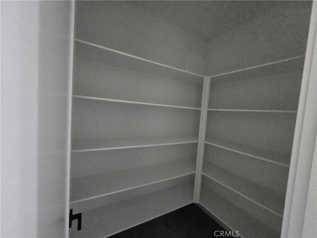 https://media.crmls.org/medias/b4faaf90-9da8-4206-8e9f-52c893cd834c.jpg?preset=X-Large