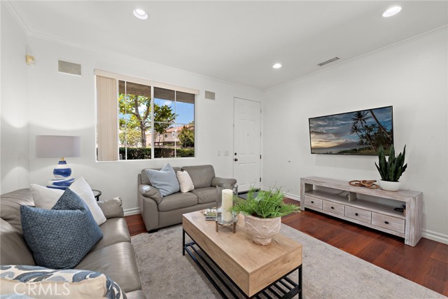51 Calle Alamitos, Rancho Santa Margarita CA: https://media.crmls.org/medias/b4fd08f5-3eaa-411c-af48-528b4a9b31e5.jpg