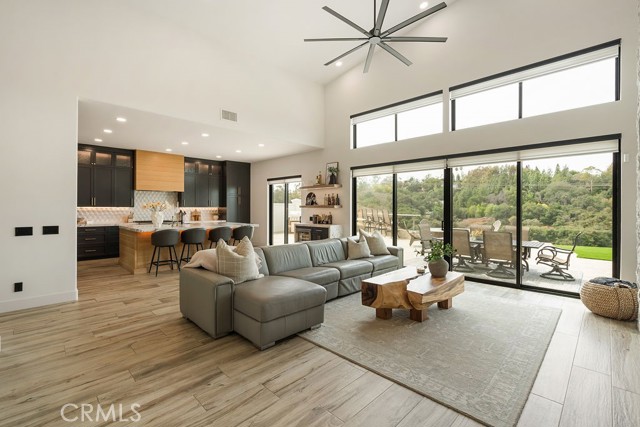Detail Gallery Image 23 of 75 For 837 S Canyon Mist Lane, Anaheim Hills,  CA 92808 - 4 Beds | 3/1 Baths