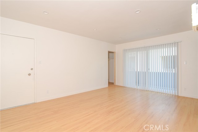 Detail Gallery Image 11 of 20 For 11921 Goshen Ave #4,  Los Angeles,  CA 90049 - 2 Beds | 2 Baths