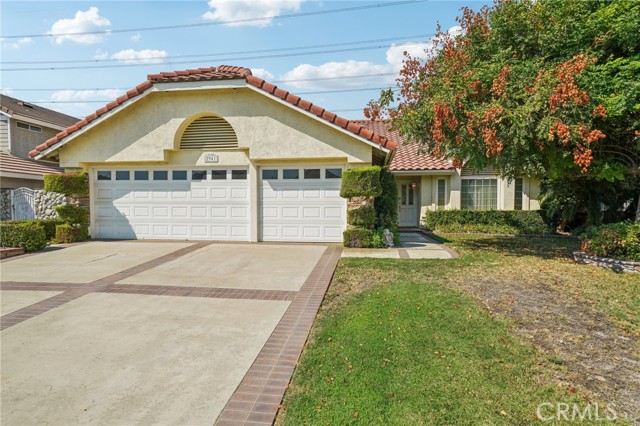 2941 E Black Horse Dr, Ontario, CA 91761