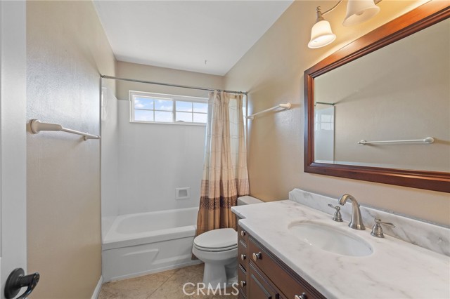 16409 Amber Valley Drive, Whittier CA: https://media.crmls.org/medias/b4ff6fcf-b9af-43c7-8602-4eb3201e2580.jpg
