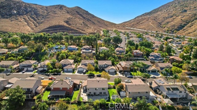 Detail Gallery Image 37 of 39 For 17036 La Vida Ct, Fontana,  CA 92337 - 4 Beds | 2/1 Baths