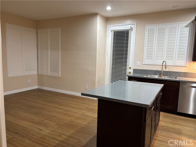 Detail Gallery Image 15 of 19 For 1724 Freeport Ter, San Pedro,  CA 90732 - 3 Beds | 2/1 Baths