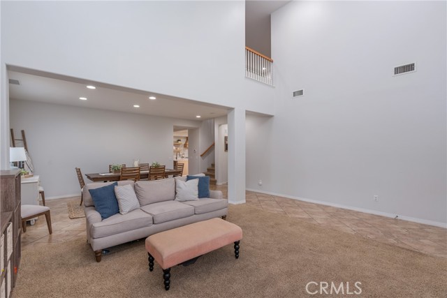 Detail Gallery Image 5 of 66 For 8111 Finch St, Corona,  CA 92880 - 5 Beds | 3 Baths