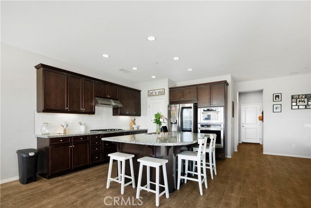 14450 Willamette Avenue, Chino CA: https://media.crmls.org/medias/b5005d7a-1d96-4dc5-b65a-d7c18c49fa97.jpg