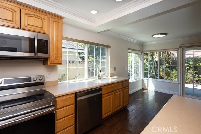 Detail Gallery Image 7 of 44 For 17751 Miller Dr, Tustin,  CA 92780 - 4 Beds | 2 Baths