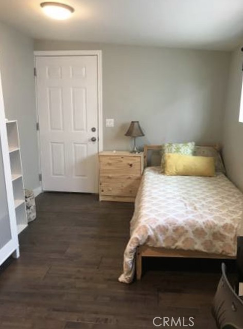 1224 W 35th Street, Los Angeles CA: https://media.crmls.org/medias/b50180a1-05d0-4126-8200-4af1a56acfa1.jpg