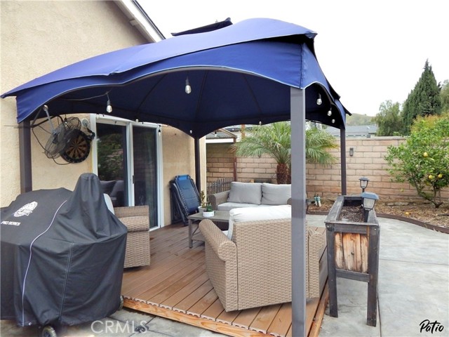 11622 Remington Street, Sylmar CA: https://media.crmls.org/medias/b501bf30-b5c2-4ed4-8d35-100635c5c110.jpg