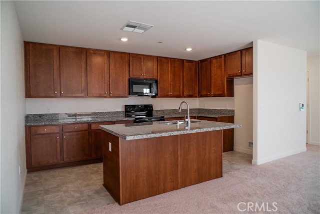 Detail Gallery Image 3 of 14 For 142 Ornelas Trail Ln, Merced,  CA 95341 - 3 Beds | 2/1 Baths