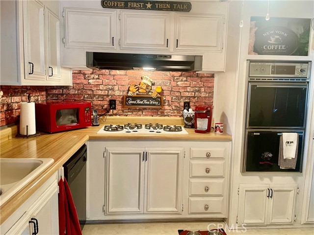 Detail Gallery Image 10 of 27 For 1901 Dayton Rd #114,  Chico,  CA 95928 - 2 Beds | 2 Baths