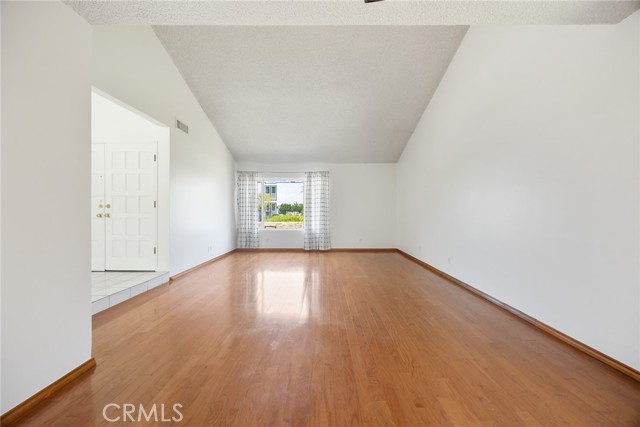 Image 16 of 71 For 1646 Mobeck Street