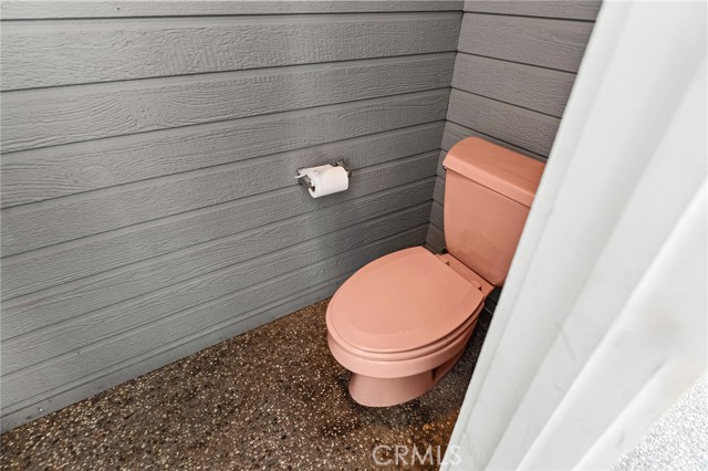 2176 Bidwell Avenue, Chico CA: https://media.crmls.org/medias/b502ae81-b959-42b1-9041-f6f0cc7b6f09.jpg