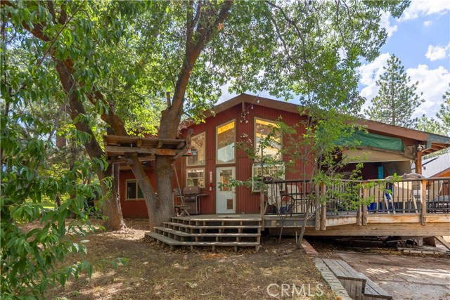 793 Knight Avenue, Big Bear Lake CA: https://media.crmls.org/medias/b502f904-d7ac-4b7b-8d7b-58624e8a0433.jpg