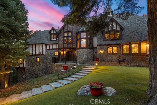 29162 Bald Eagle Ridge, Lake Arrowhead CA: https://media.crmls.org/medias/b503d2ad-f851-454f-9e68-f4602e4a71fd.jpg