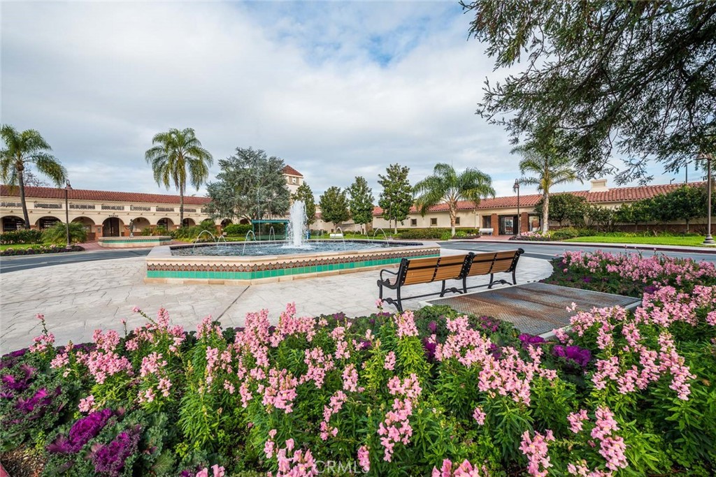 MLS #OC25224634 image #19