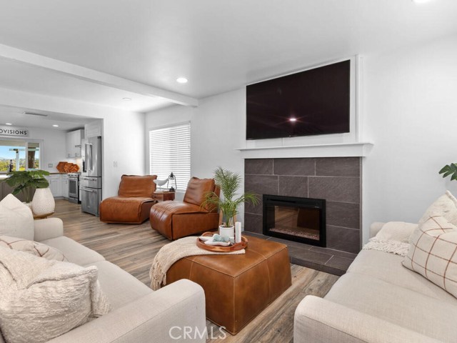 Detail Gallery Image 11 of 62 For 1914 Radford St, Oceanside,  CA 92056 - 4 Beds | 2/1 Baths