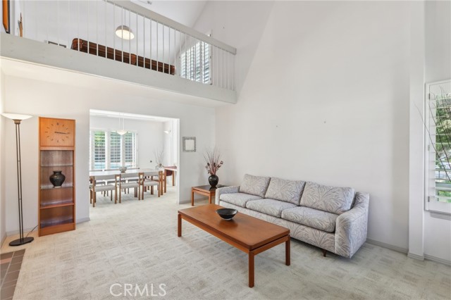 8351 Kentland Avenue, West Hills CA: https://media.crmls.org/medias/b504f5f5-dc76-47d4-88ef-bd289754eb13.jpg