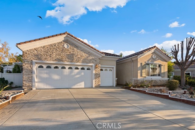 Detail Gallery Image 1 of 67 For 1722 Reyes Ln, Beaumont,  CA 92223 - 2 Beds | 2/1 Baths