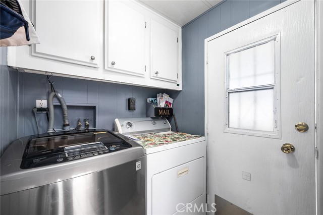 17701 Avalon Boulevard, Carson CA: https://media.crmls.org/medias/b507d278-db3d-4286-8336-1136950d398e.jpg
