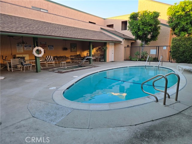 Detail Gallery Image 3 of 8 For 1126 Fairview, Arcadia,  CA 91007 - 2 Beds | 2 Baths