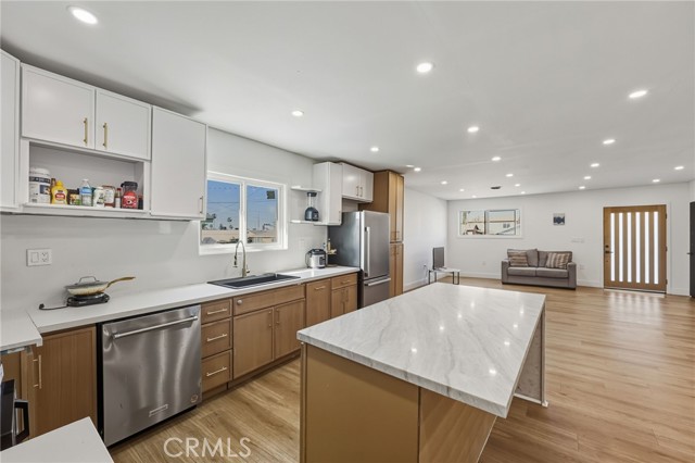 Detail Gallery Image 8 of 27 For 7830 Casa Blanca, Riverside,  CA 92504 - 5 Beds | 3 Baths