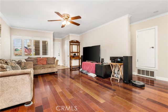 2100 Carnegie Lane, Redondo Beach, California 90278, 3 Bedrooms Bedrooms, ,2 BathroomsBathrooms,Residential,Sold,Carnegie,SB21203957