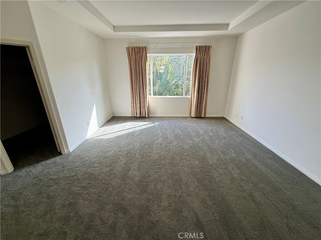 MLS #OC25275384 image #13