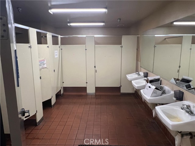 829 Monterey Pass Road, Monterey Park, California 91754, ,Commercial Lease,For Rent,829 Monterey Pass Road,CRWS24185889