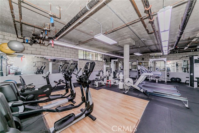 Detail Gallery Image 13 of 16 For 222 S Central Ave #320,  Los Angeles,  CA 90012 - 1 Beds | 1 Baths