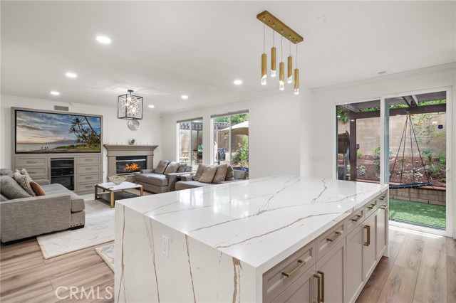 2 Dos Rios, Irvine CA: https://media.crmls.org/medias/b509db3a-5195-4404-988c-ab06a9de8929.jpg