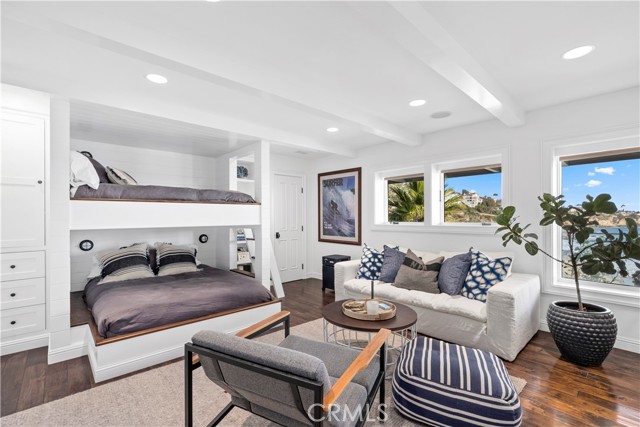 Detail Gallery Image 17 of 27 For 31889 Circle Drive, Laguna Beach,  CA 92651 - 4 Beds | 4/1 Baths