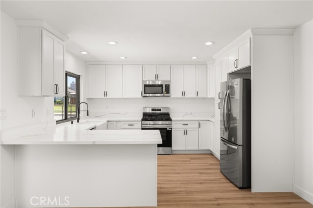 1644 Bradford Drive, Glendora CA: https://media.crmls.org/medias/b50a2275-e47e-44bd-8519-b3febdd58e24.jpg