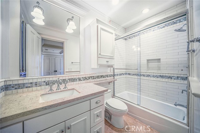 Detail Gallery Image 47 of 73 For 21 Bay, Laguna Beach,  CA 92651 - 6 Beds | 6/1 Baths