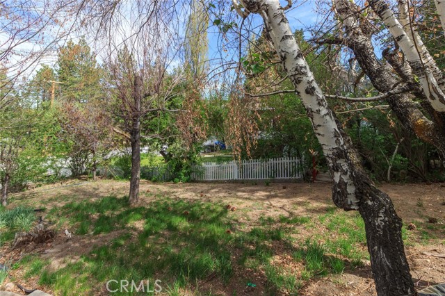 Detail Gallery Image 13 of 17 For 530 Cienega Rd, Big Bear Lake,  CA 92315 - 2 Beds | 1 Baths