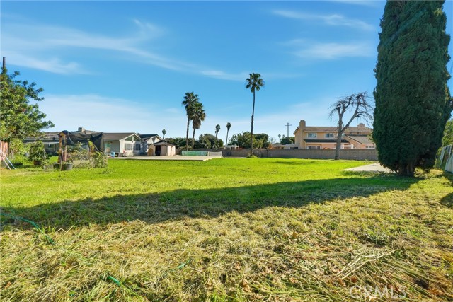 Image 12 of 15 For 11355 Desmond Street