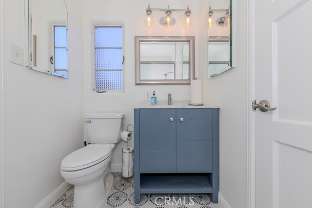 210 N Alberta Place, Fullerton CA: https://media.crmls.org/medias/b50af332-6134-4822-afd7-7e4f9f98c65a.jpg