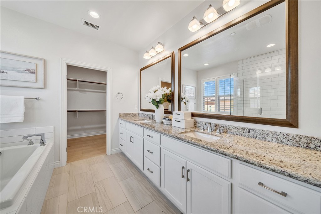 MLS #OC26109455 image #39