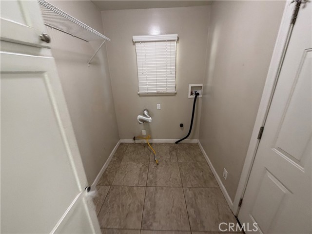 Detail Gallery Image 11 of 17 For 20252 Archwood St, Winnetka,  CA 91306 - 3 Beds | 2 Baths